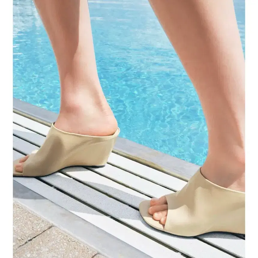 ZARA LIMITED EDITION 웨지 샌달