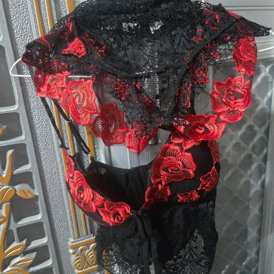 블랙 레드 레이스 속옷 세트
