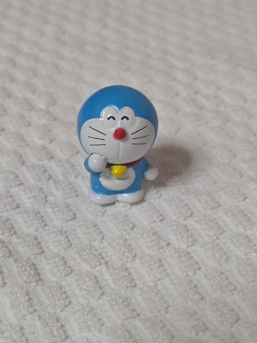 고전 도라에몽 피규어