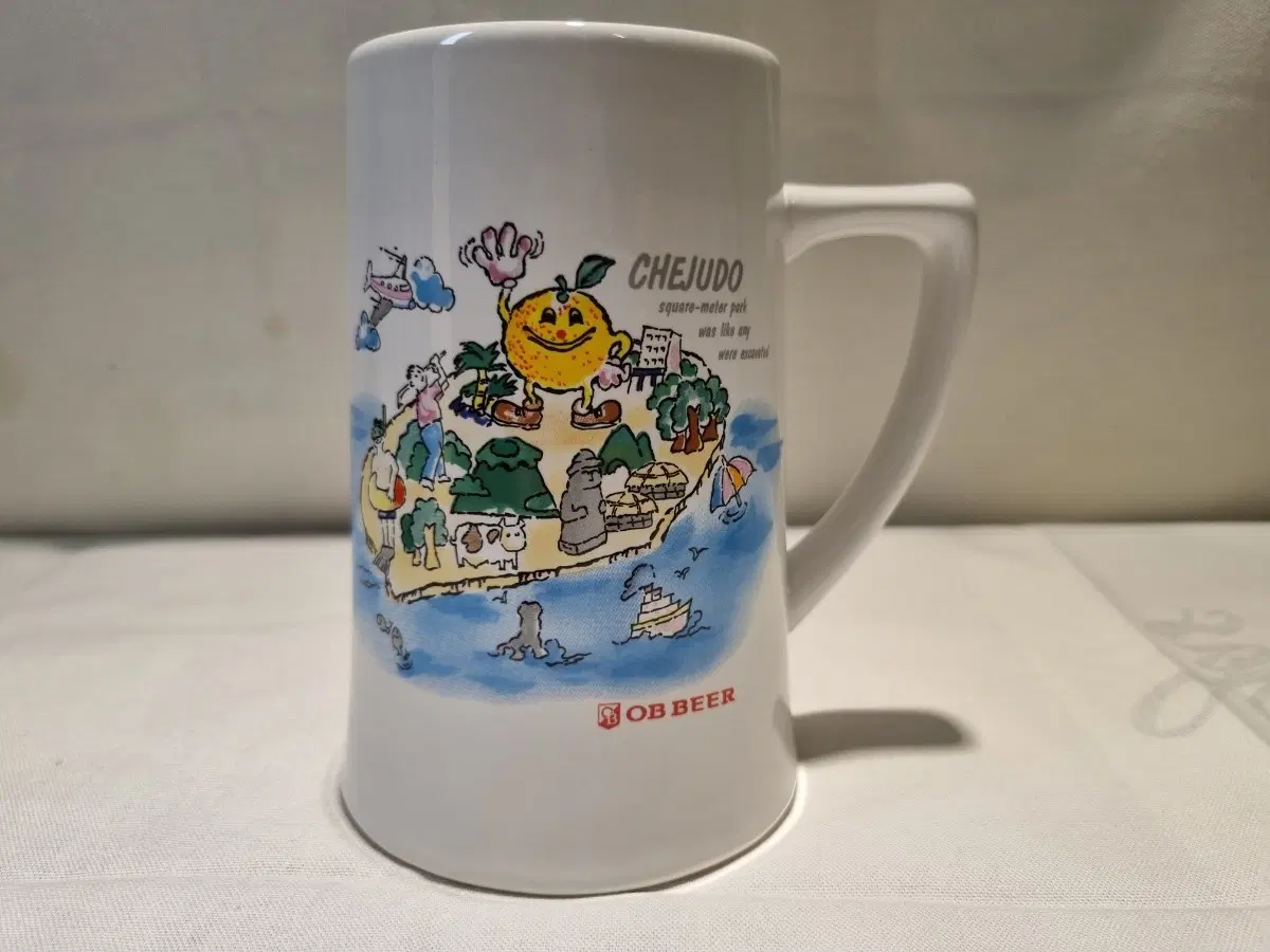 OB 맥주 제주도 버전 도자기 생맥주잔 ( 1980년대 후반 )