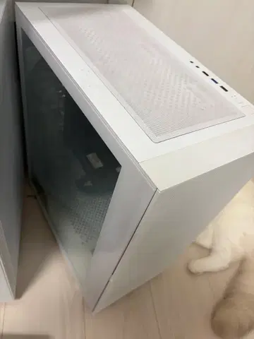 대량 대량할인 더 가능 라이젠5600X GTX1660SUPER 삼성970EVO Plus SSD500GB 본체7대 램별도