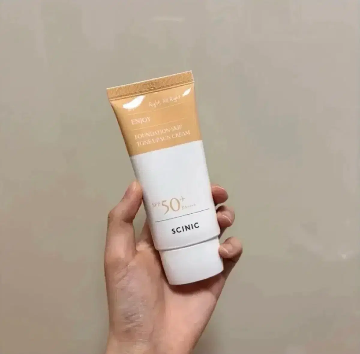 싸이닉 엔조이 톤업 선크림 새상품