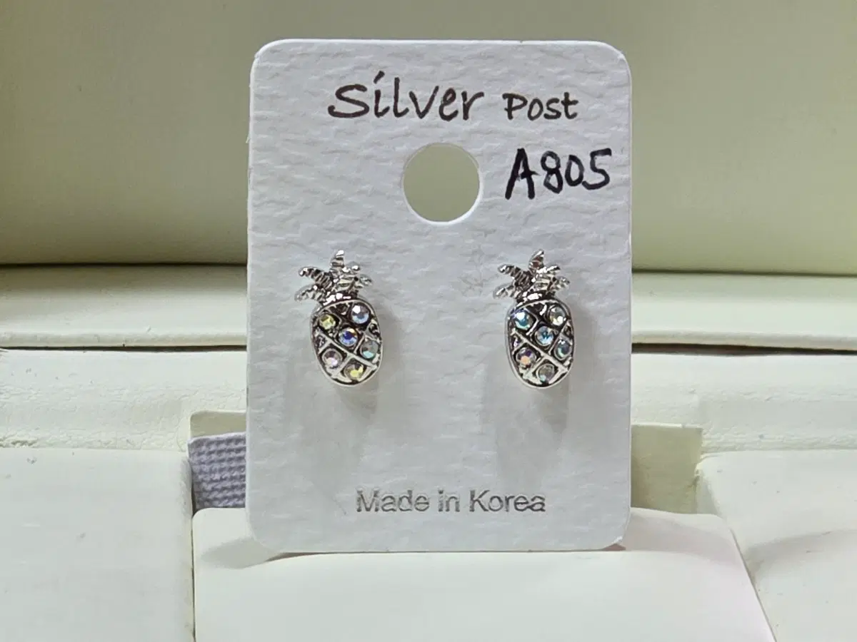 큐빅 파인애플 귀걸이