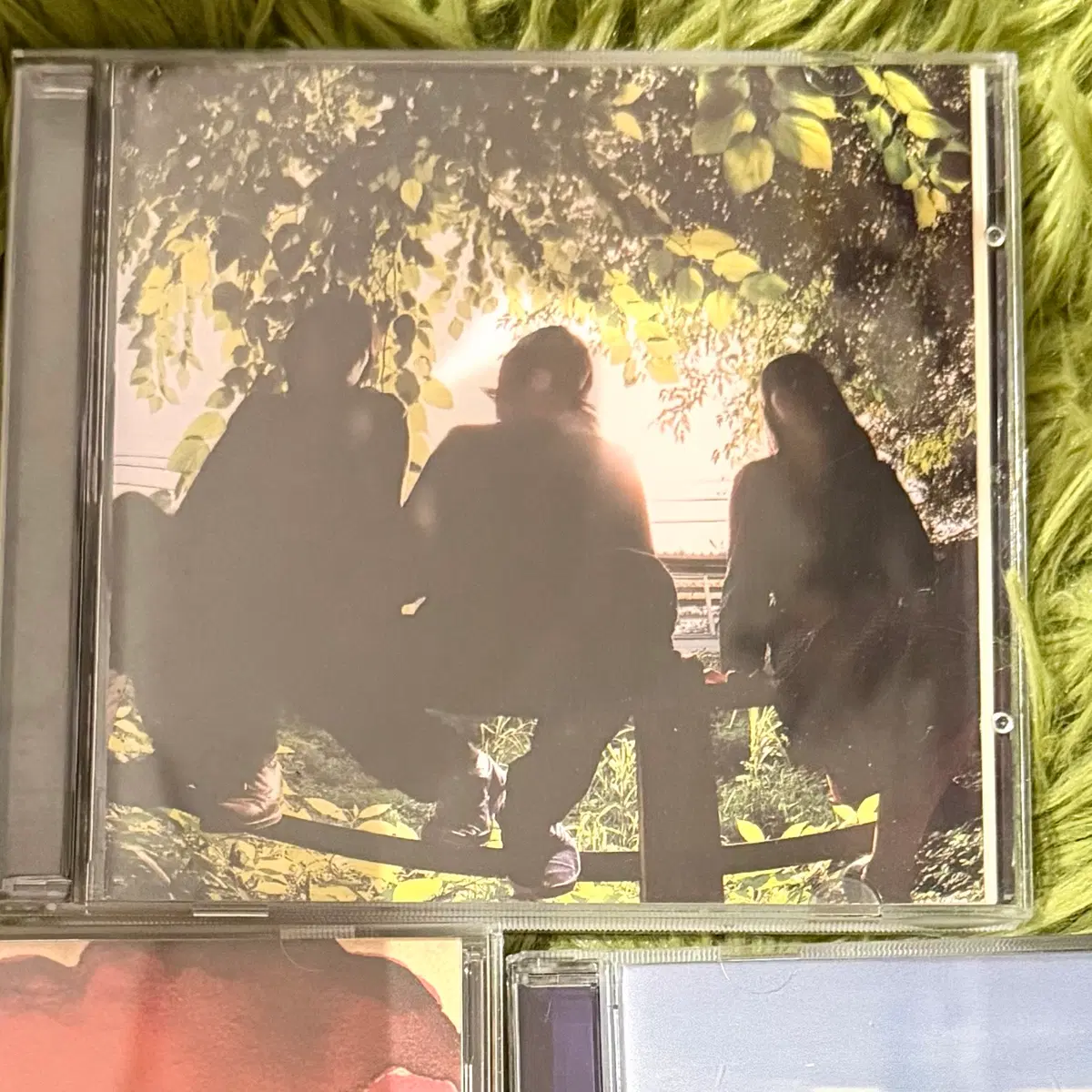 램프 lamp 밴드 앨범 cd 나뭇잎 사이로 새어든 햇빛의 거리에서