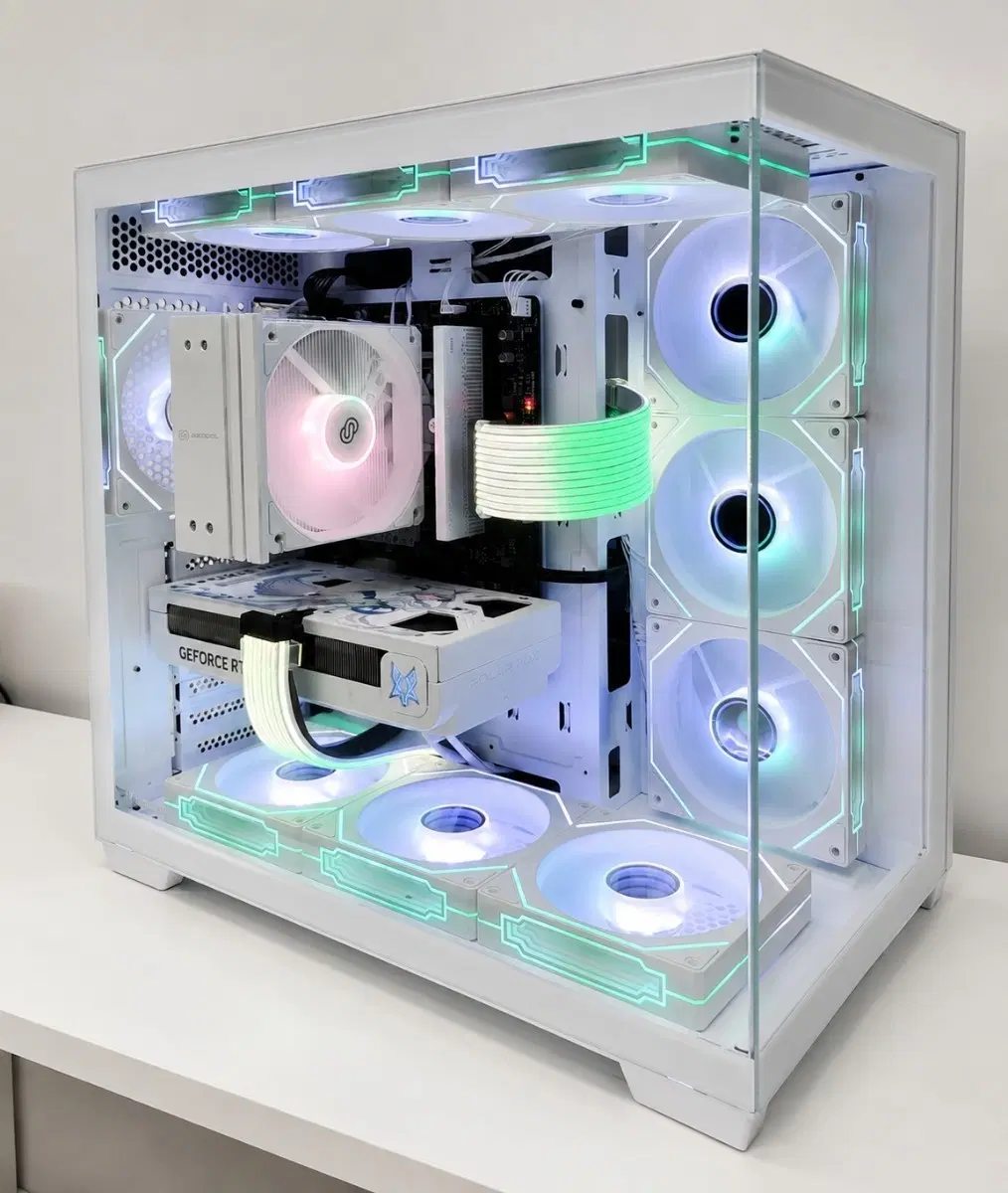 라이젠5 9600X RTX5060TI 화이트본체 팝니다