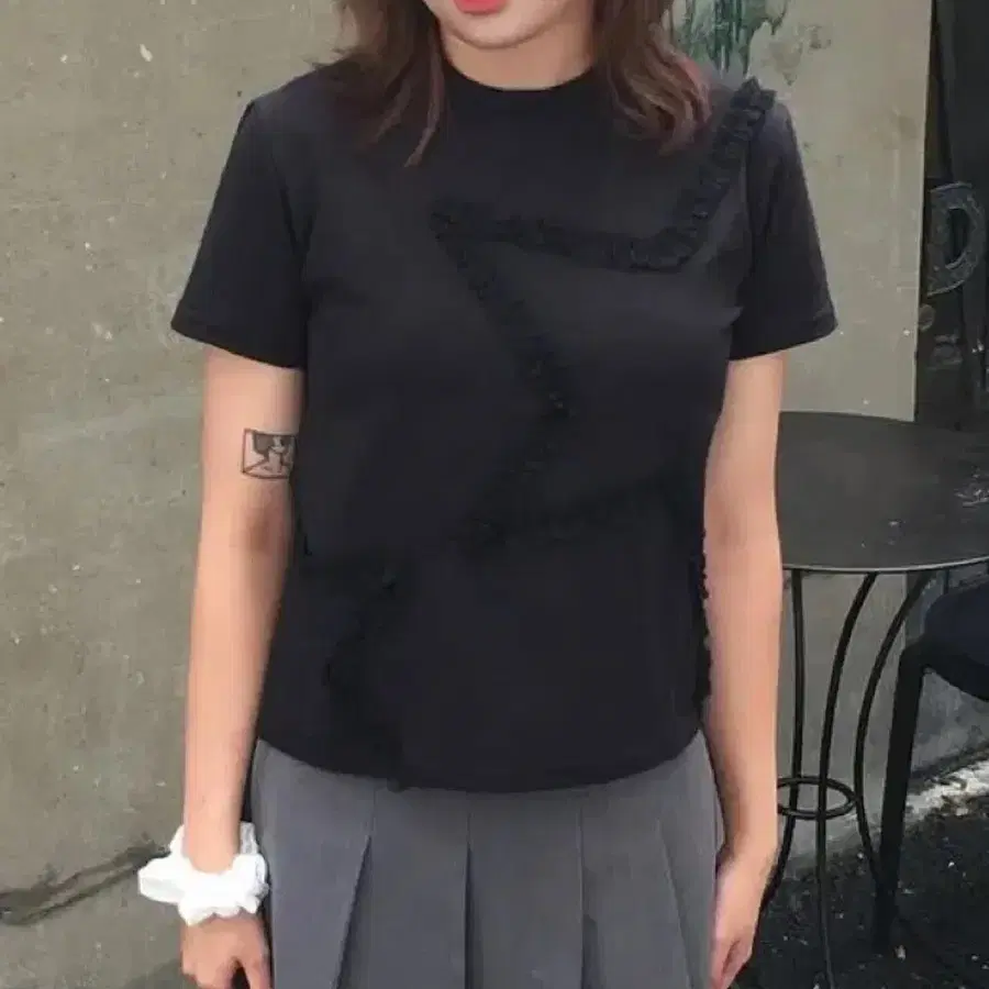 Uglyshadow 크롭티
