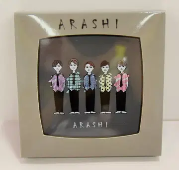 아라시 19년 아라시를 여행하는 전시회 ARASHI EXHIBITION JOURNEY 2단 접이식 거울 *미우라 다이치 디자인