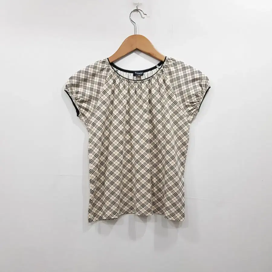 R837 버버리 노바체크 키치룩 캡소매 숏 반팔 티셔츠 여S