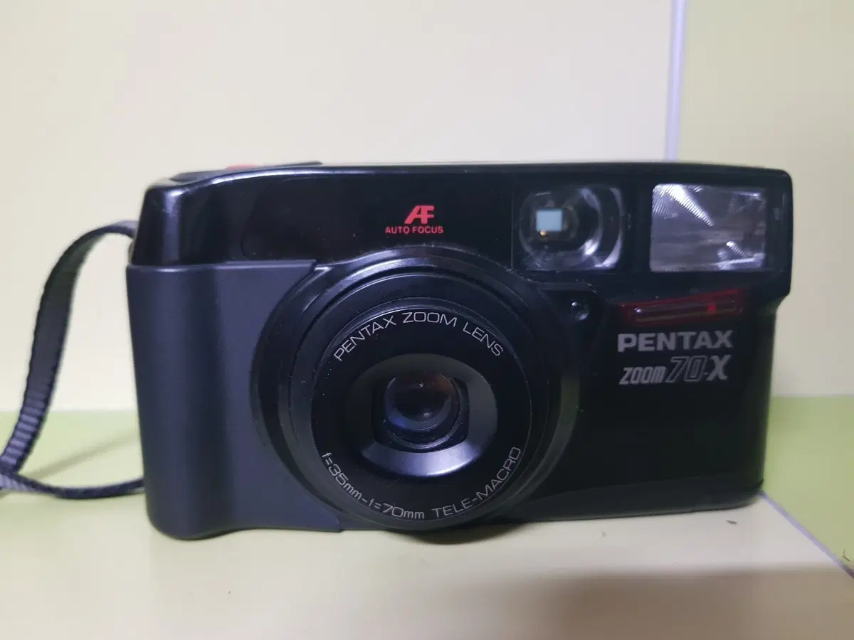 펜탁스 줌 70-X 카메라