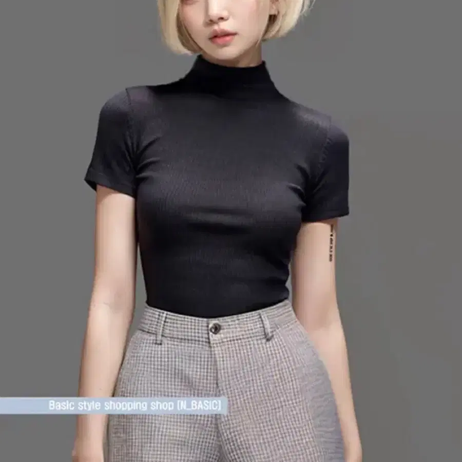 블랙 반목 골지 반팔 티셔츠 터틀넥