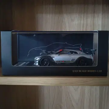 TOP SECRET R35 GT-R 1/43 스케일 모델