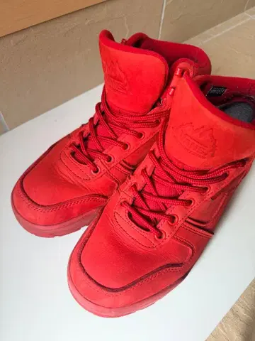 [새상품급] VANS V2552SNOW 27cm 레드
