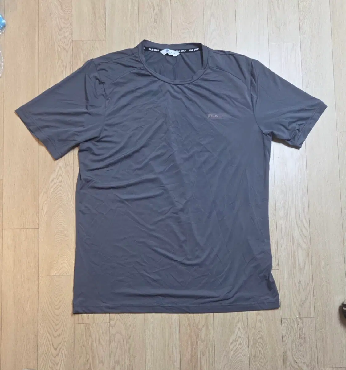 미사용 필라 골프 FILA GOLF 반팔티 2XL사이즈 (105정도)(줄자사진 참고)