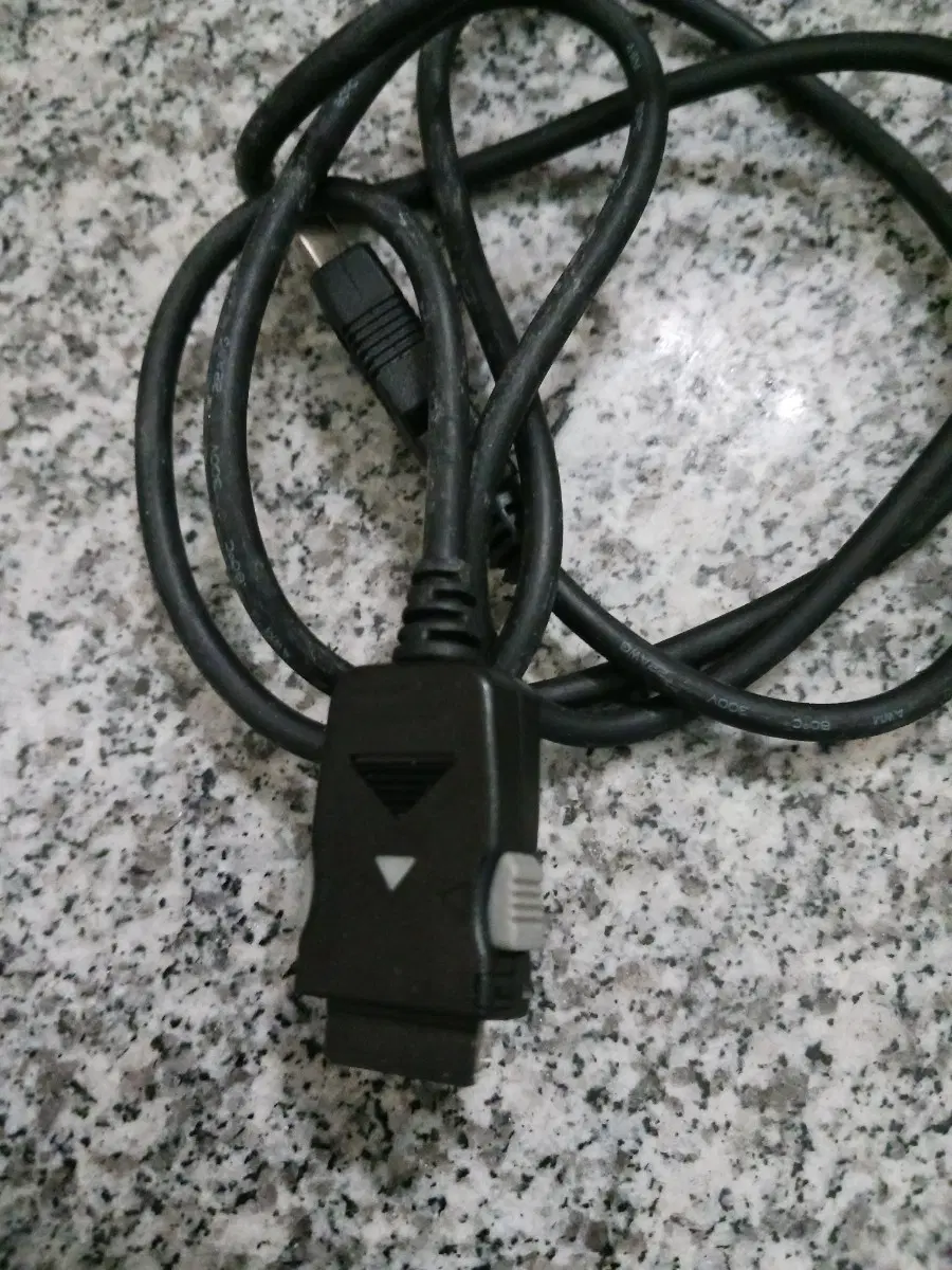 구형 폴더폰 USB 케이블