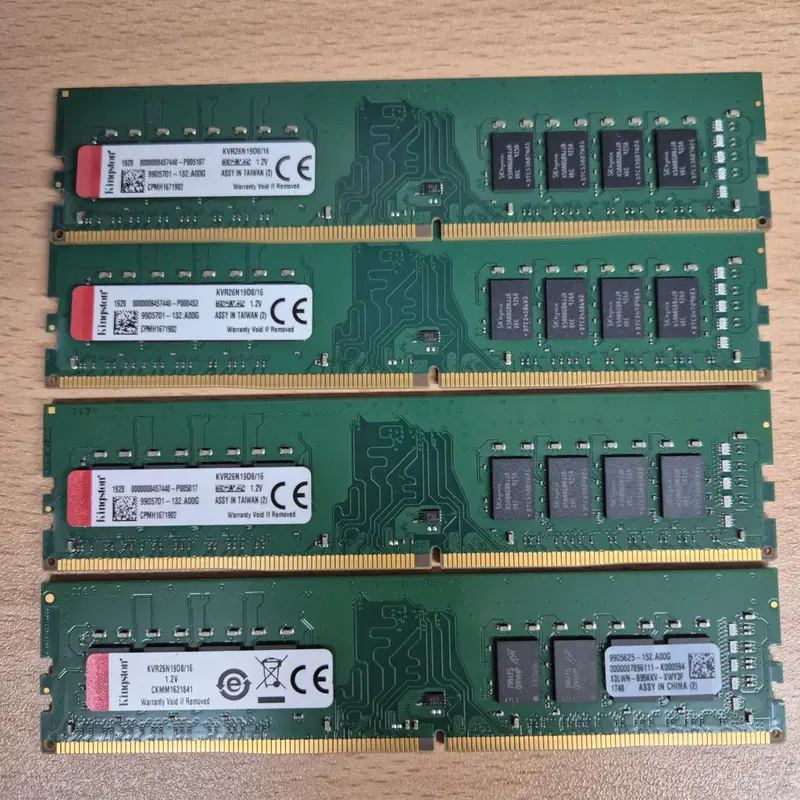DDR4 16GB 2666MHz (PC4-21300 ) UDIMM KINGSTON 메모리 4개 일괄 총 64GB