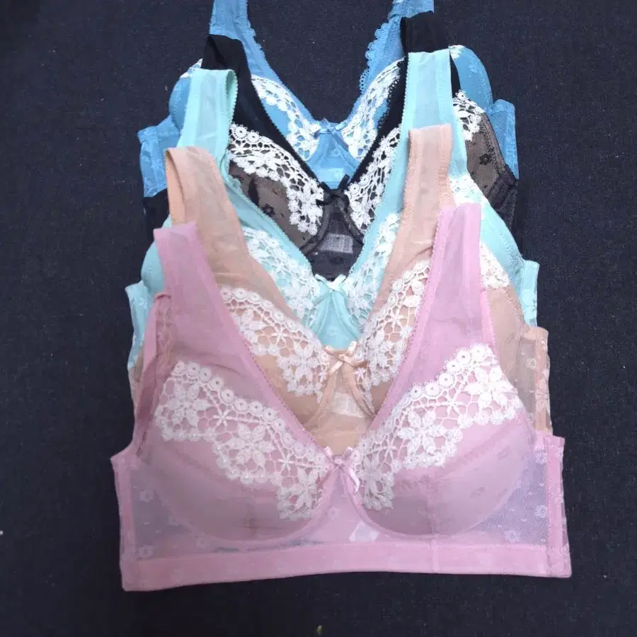 95D샤밀리앙 브라팬티세트 5세트 31,000원