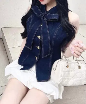 INGNI 데님 리본 슬리브리스 블라우스
