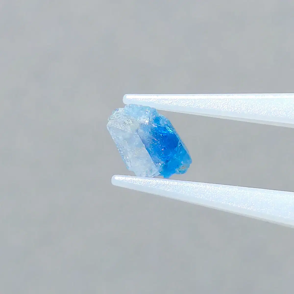 유클레이스 러프 0.5ct 제니스젬 26번