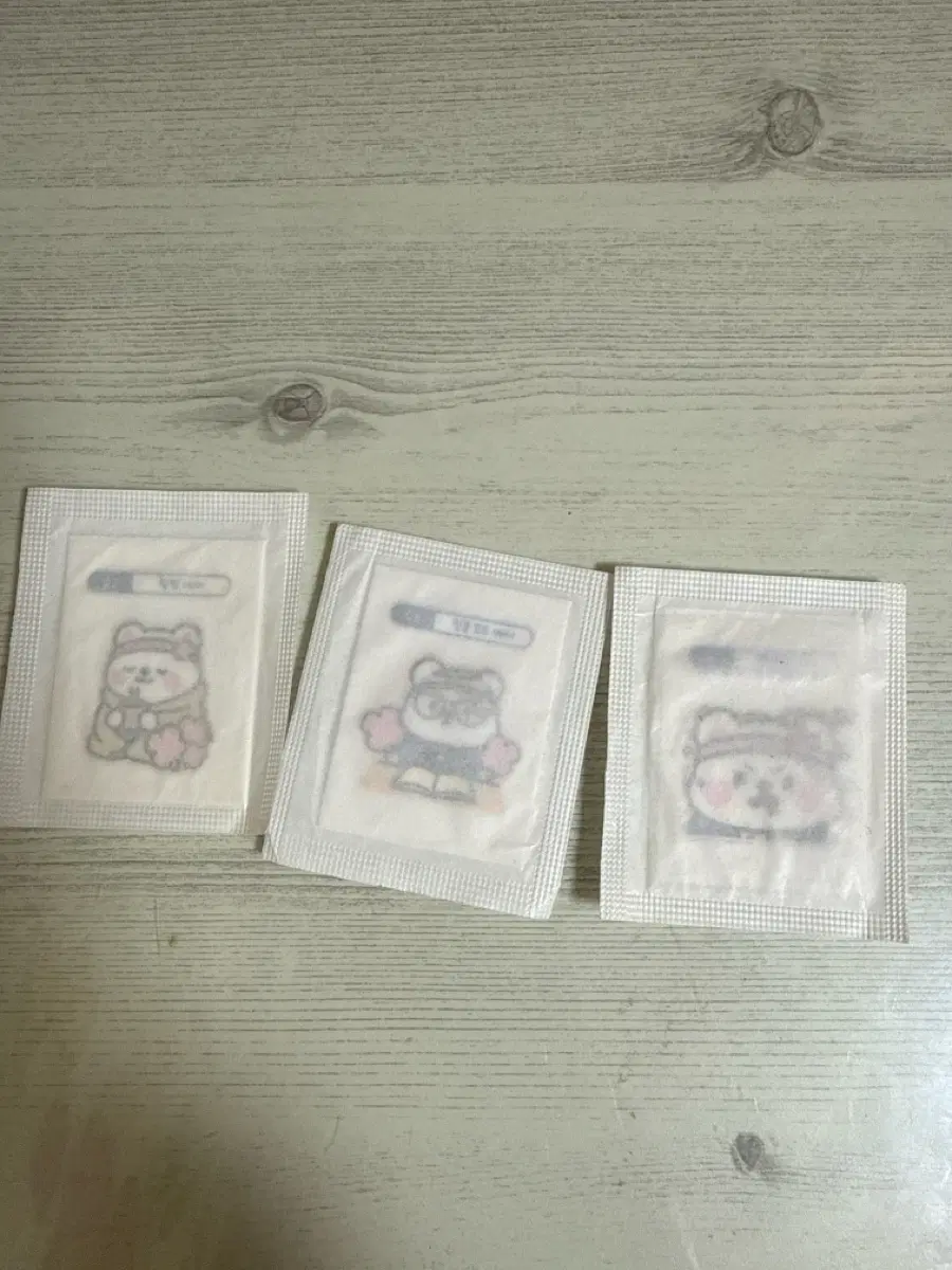 빵 곰돌이 스티커 띠부씰 (다꾸 하세요~)