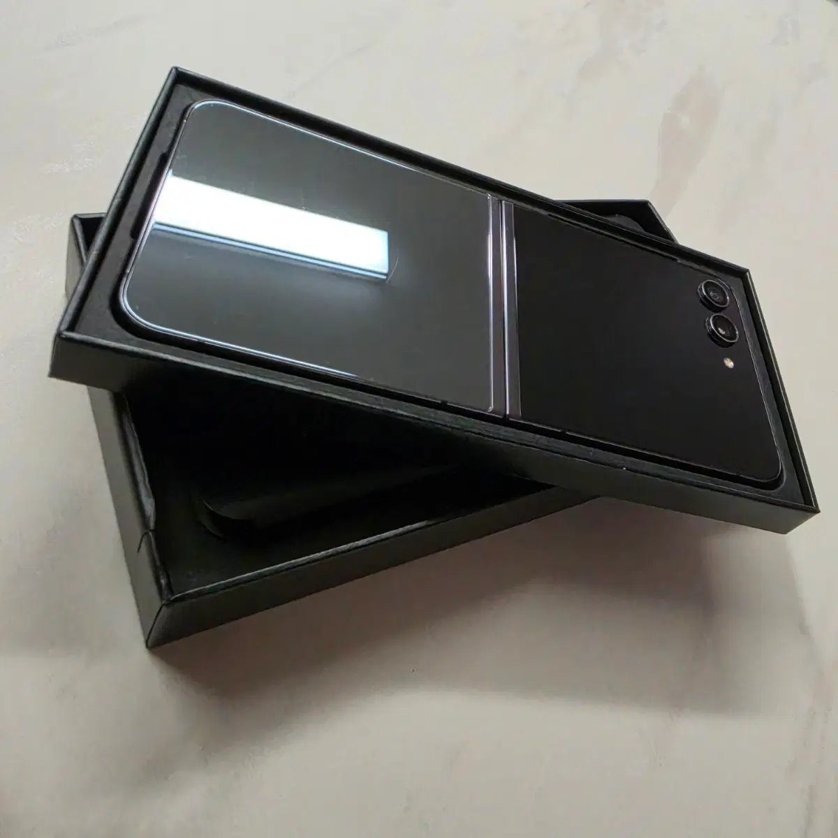 삼성 갤럭시 Z 플립5 그라파이트 512GB 자급제