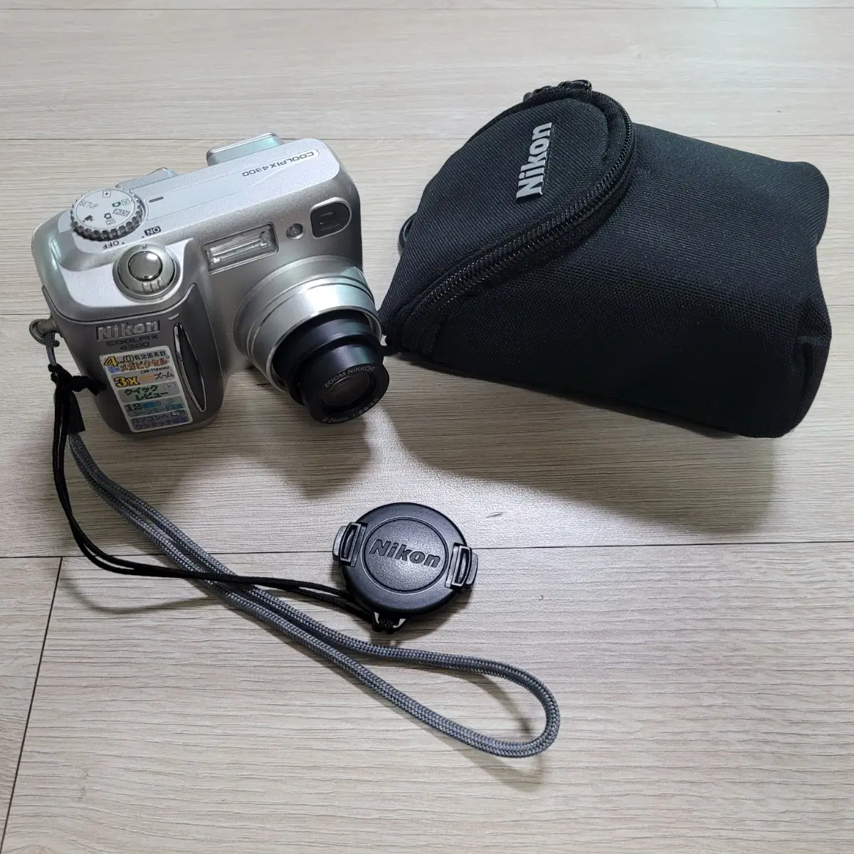 니콘 쿨픽스 4300 디카