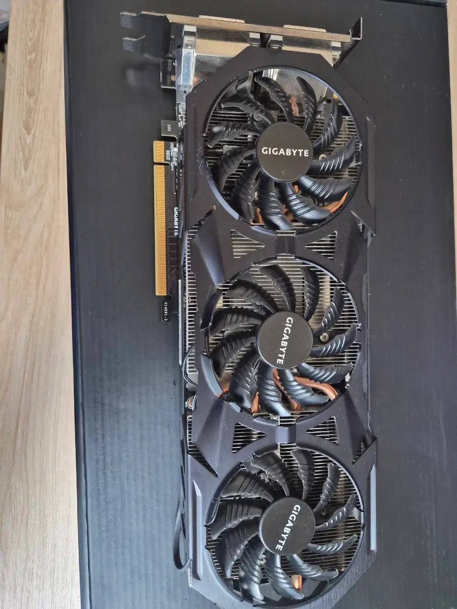 기가바이트 GTX 970 WINDFORCE 팝니다