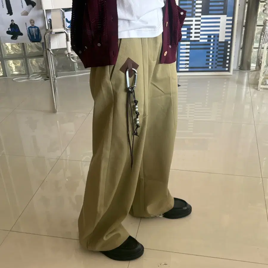 KOOI 코이 holder curve pants