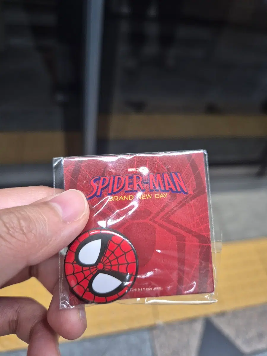 스파이더맨 브라더뉴데이 뱃지