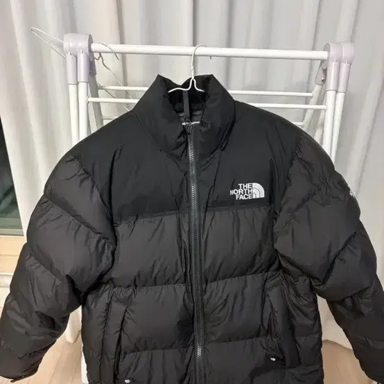 노스페이스 노벨티 눕시 다운 재킷 숏패딩 무광 블랙 m