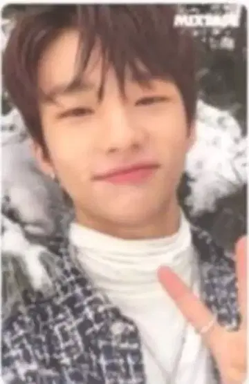 StrayKids MIXTAPE 현진 트레이딩 카드 셀카