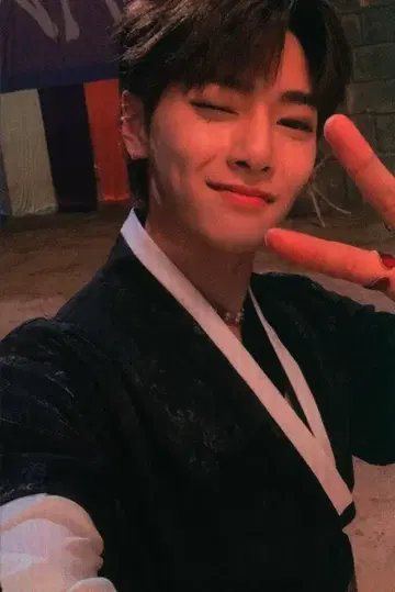 Stray kids NOEASY I.N 트레이딩 카드 D