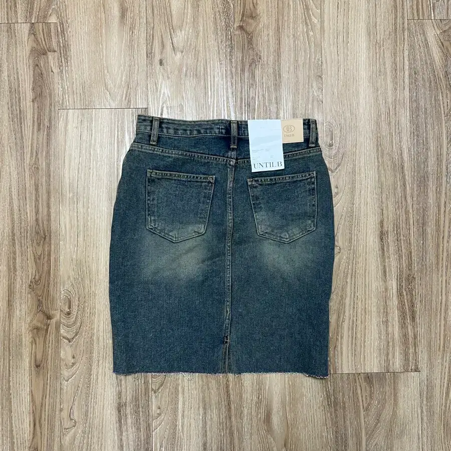 (새상품) 언틸비 데님 스커트 L