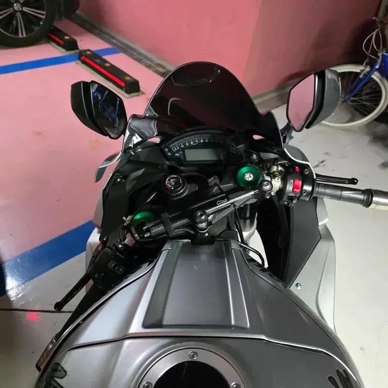 ZX10R