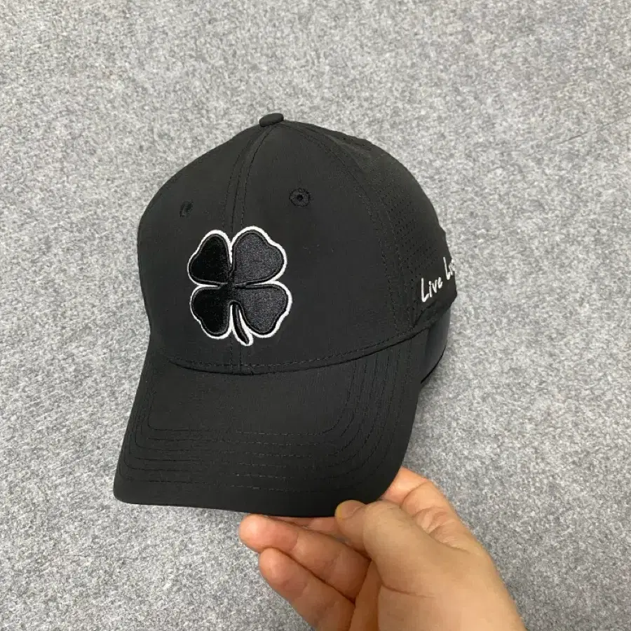 Mlutkiry럭키세잎클로버 입체자수 통기성 스냅백 블랙 골프모자