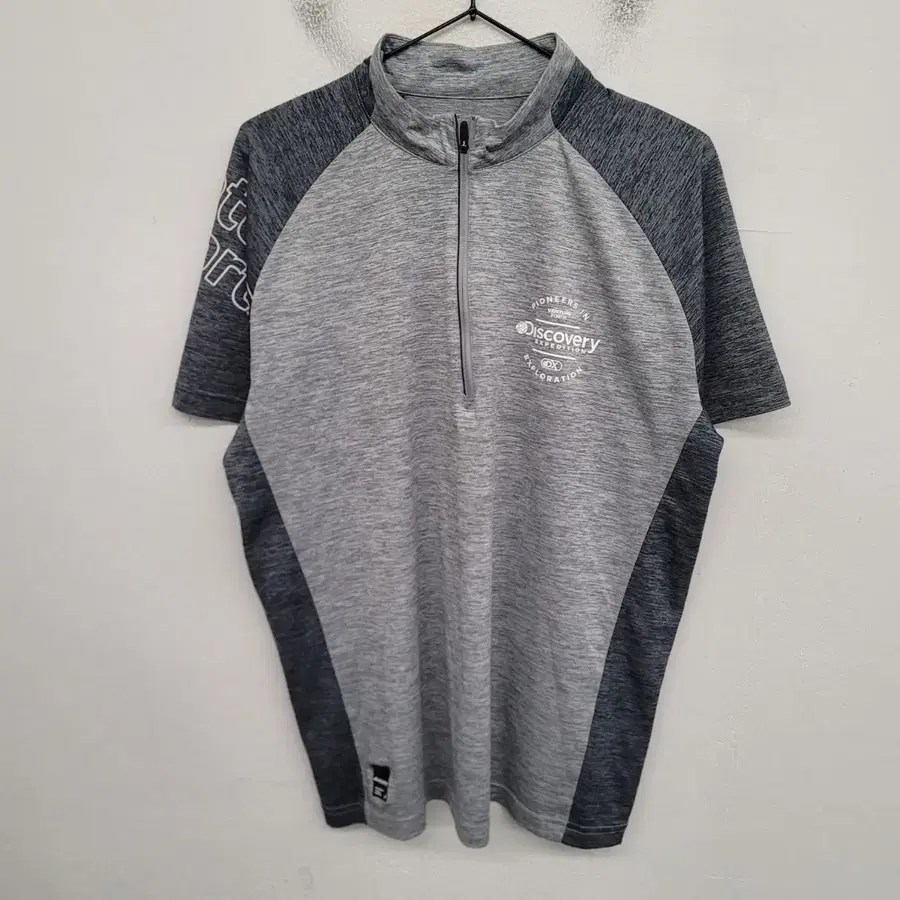 [105/XL] 디스커버리 기능성 반집업 반팔티 티셔츠