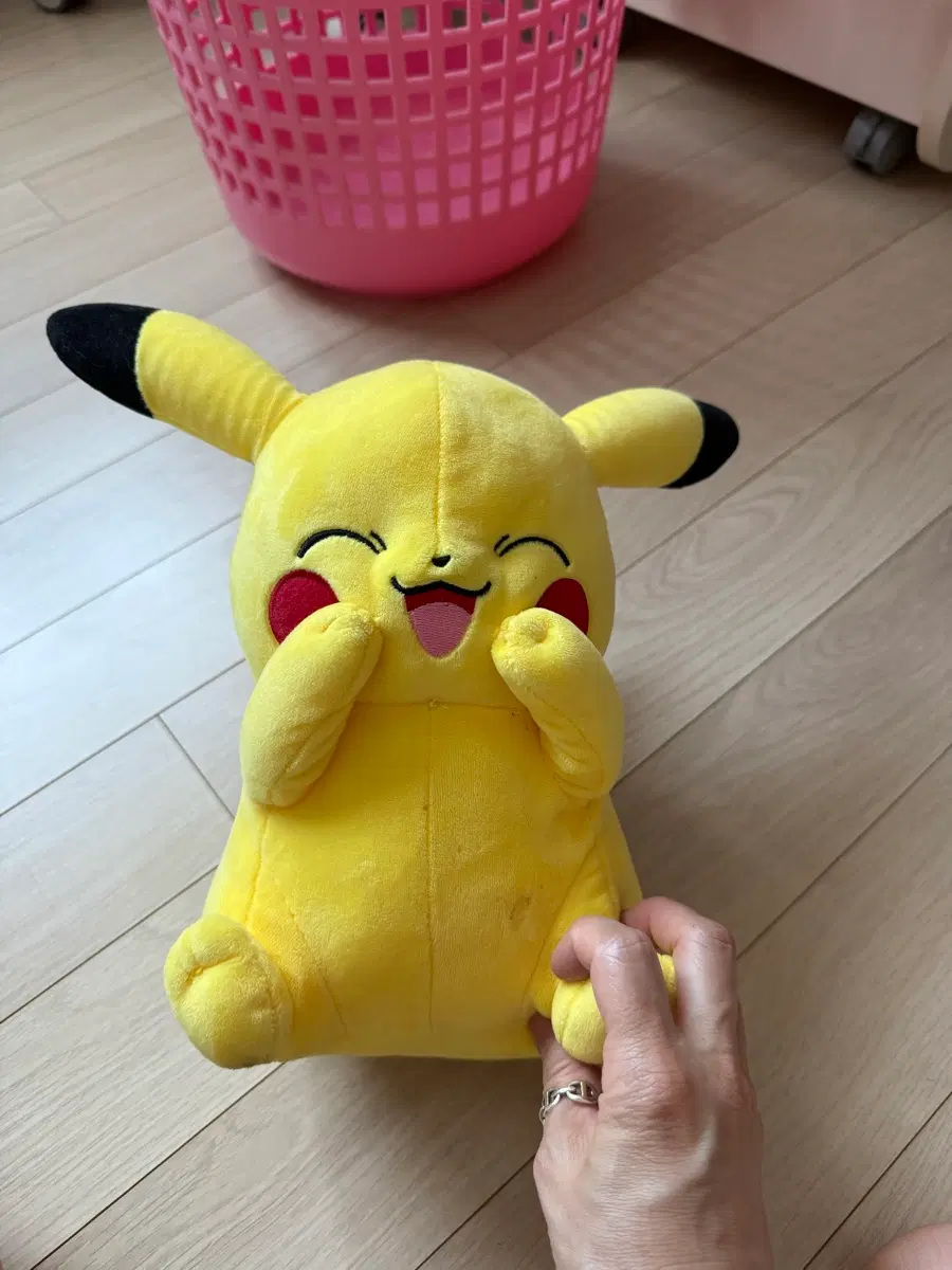 피카츄인형