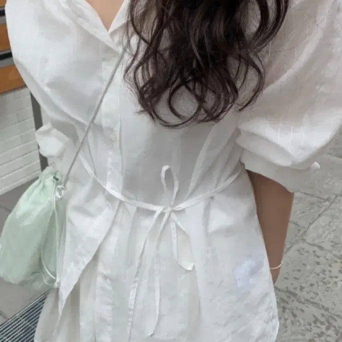 타낫 익스클루시브 이브 쉬어 시어 셔츠