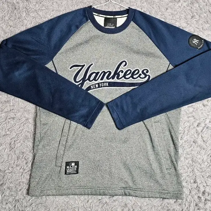 (J)MLB 뉴욕 양키스 맨투맨 기모 티셔츠 M