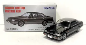 토미텍 TOMICA LIMITED VINTAGE NEO 닛산 스카이라인 4도어 HT GTS 트윈 캠 24V (블랙/실버) 86년식 LV-N282b