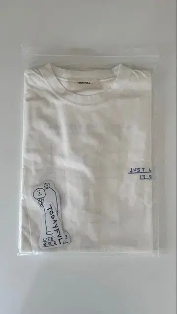 T-shirts (Kim Sujin x TODAYFUL)