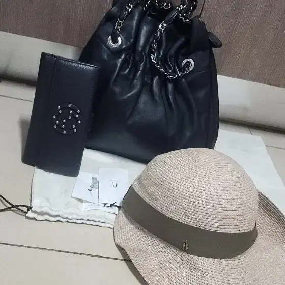 한섬 타임 체인버킷백/ 버킷햇등