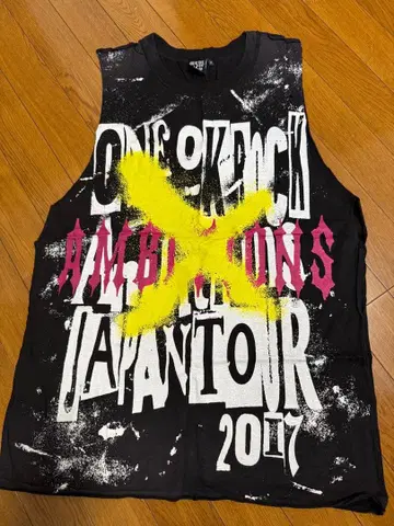 [ 새상품급 ] ONE OK ROCK 2017 AMBITIONS 슬리브리스 블랙