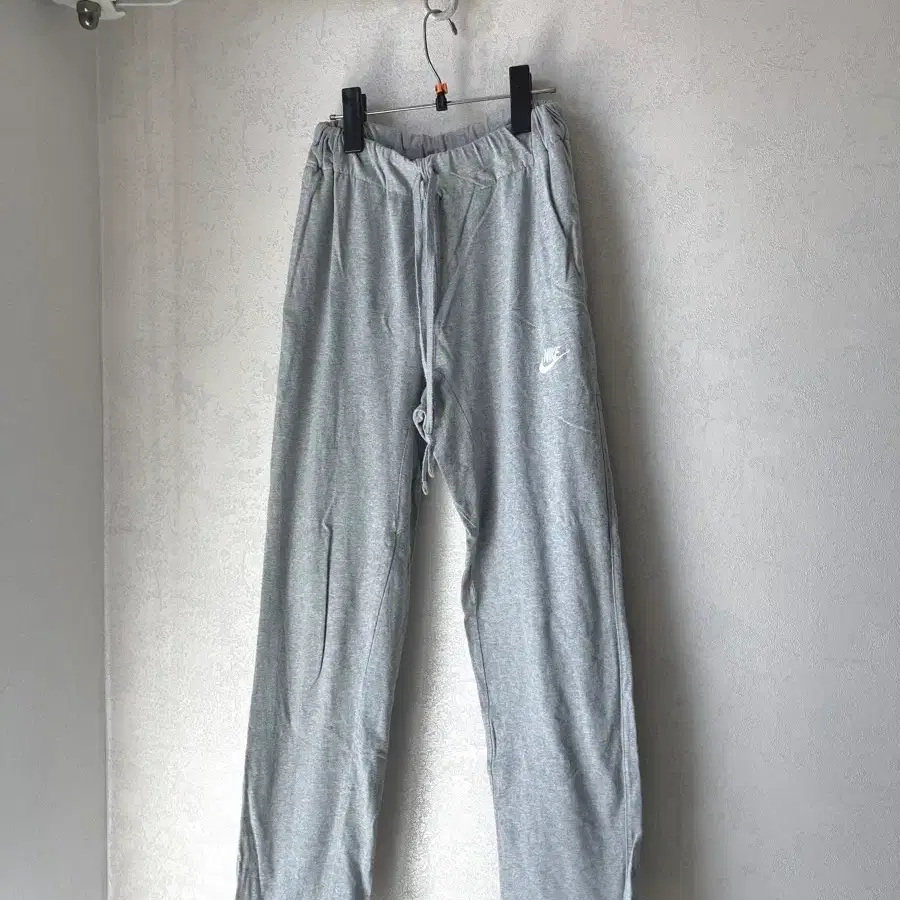 나이키 트레이닝 팬츠 그레이