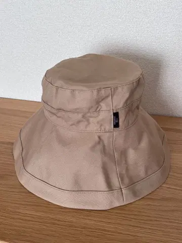 짐 톰슨 버킷햇