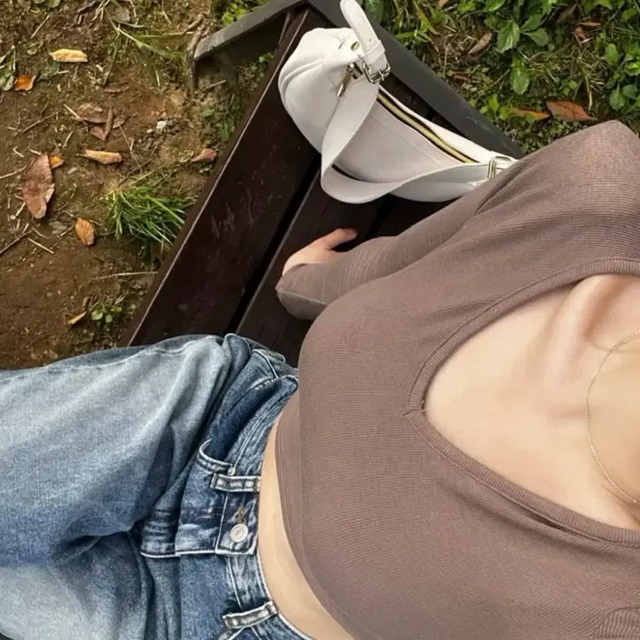 브이넥 긴팔티