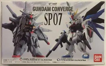 BANDAI FW GUNDAM CONVERGE SP07 프리덤 건담 & 프로비던스 건담