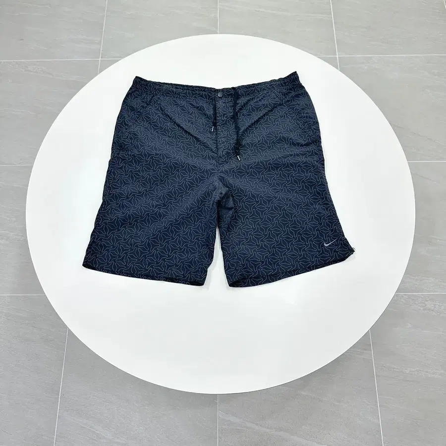 나이키 패턴 밴딩 반바지 나일론팬츠 우븐팬츠 XL