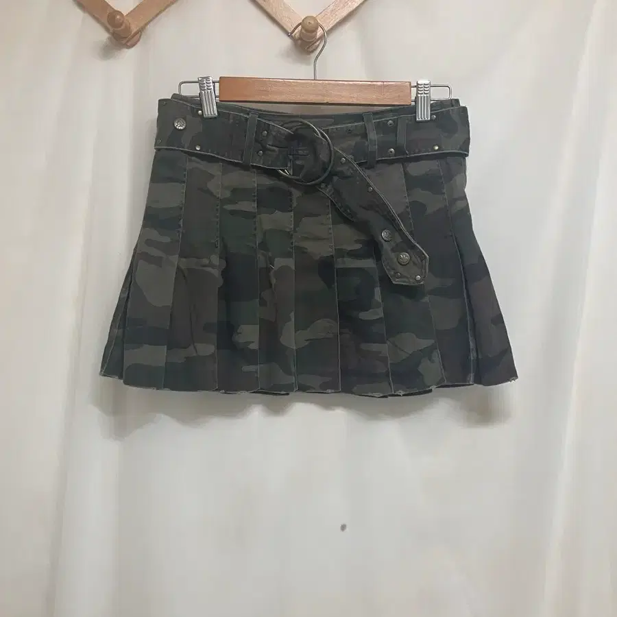 카모 미니 스커트