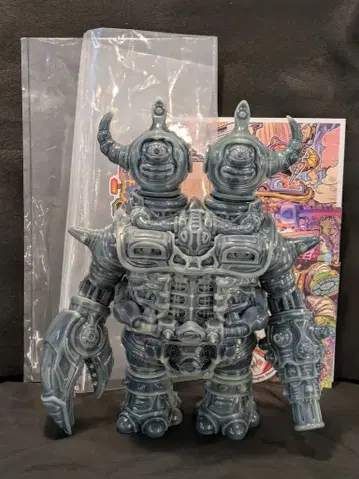 BODA STUDIOS 소 두 마리 축광 마블 성형