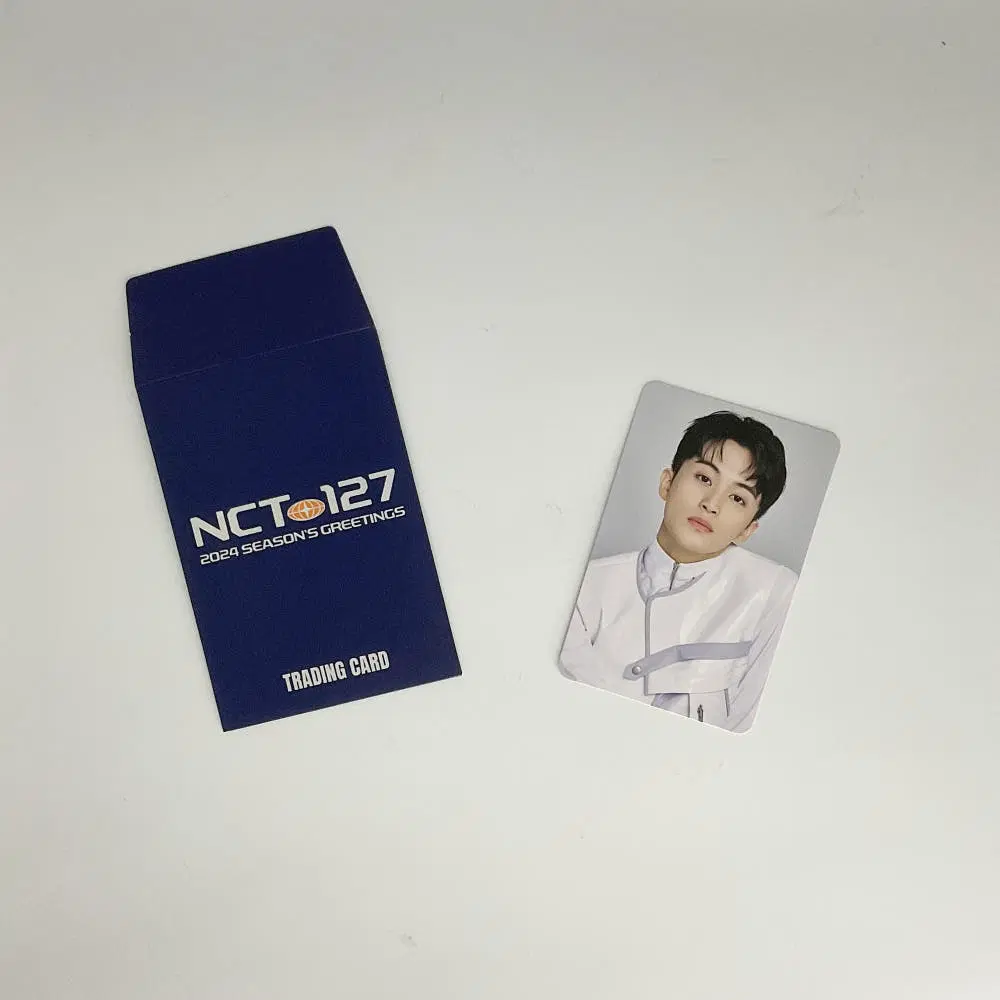 엔시티127 마크 2024 시즌그리팅 포토카드 A_1 NCT 127 MARK 2024 SEASON'S GREETINGS PHOTOCARD A_1